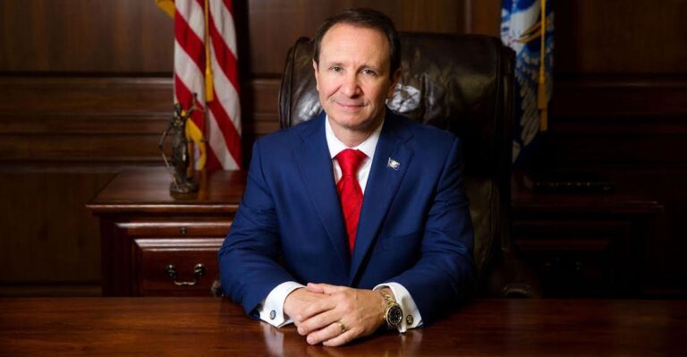 Louisiana Attorney General Fights Biden’s Vaccine Mandates: ‘It’s About Controlling You’