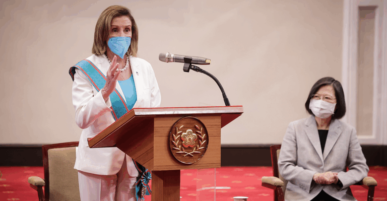 Biden Wrong to Question Pelosi’s Taiwan Visit, Asia Expert Says