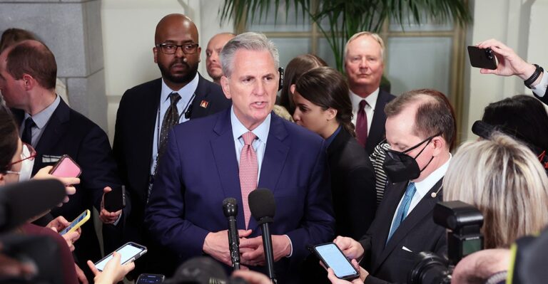 In First Vote, Hakeem Jeffries Wins More Votes Than Kevin McCarthy for House Speaker