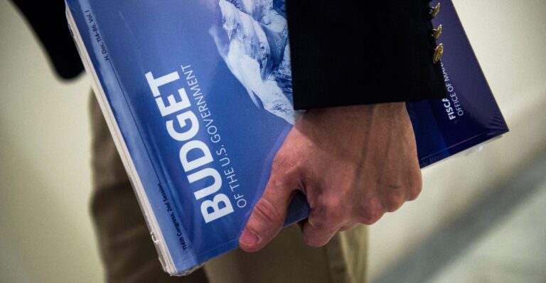 Unhappy New Year: CBO Forecasts Poor Economy, Soaring Deficits in 2023