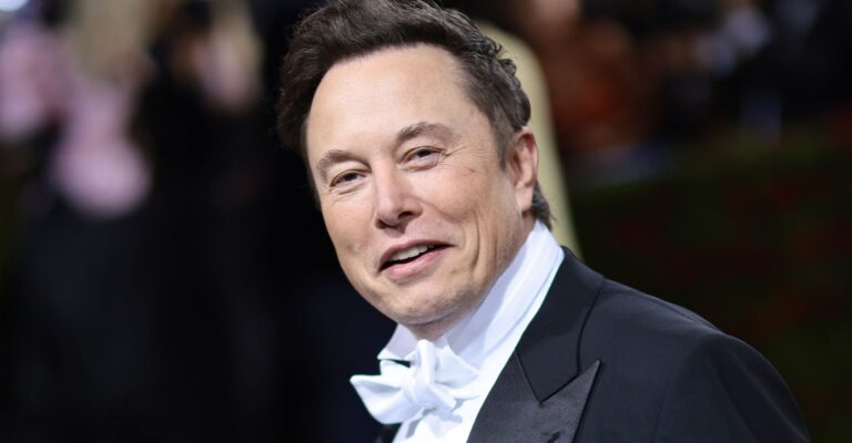 2 Antithetical Billionaires