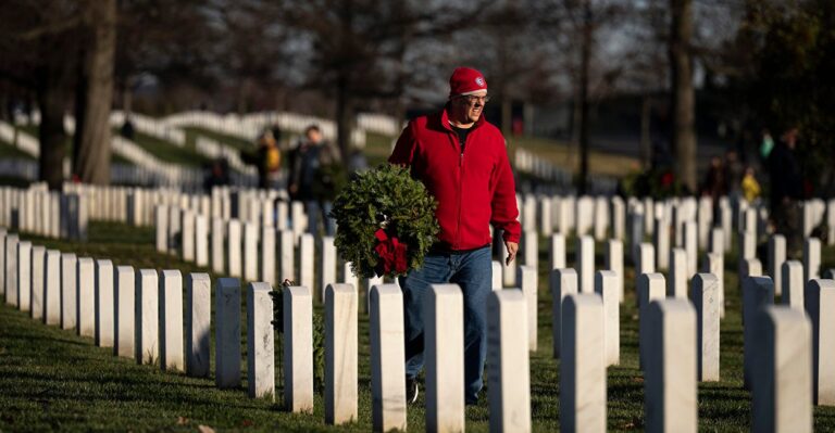 Ode to Unknown Soldiers at Arlington National Cemetery