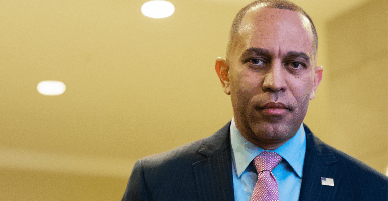 Top House Democrat Defended Louis Farrakhan, Compared Clarence Thomas to a ‘House Negro’