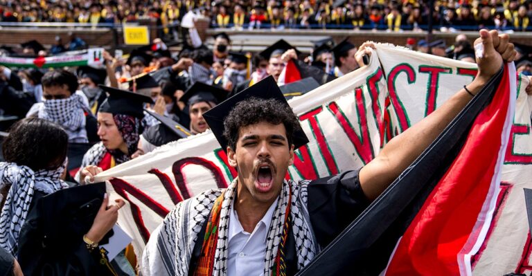 Senators: Protesters Calling for Violence Against Jews Should Be on No Fly List