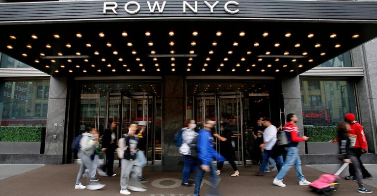‘Money Going Around’: Worker Reveals Why Hotels Are ‘Loving’ NYC’s Shelters for Illegal Aliens