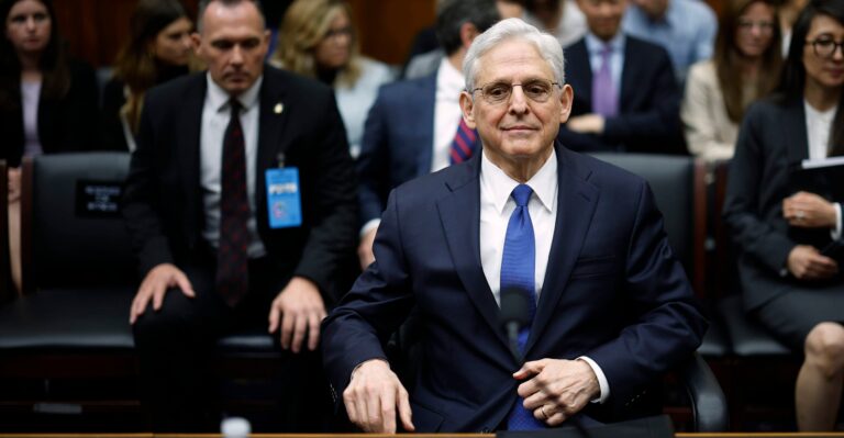 All Republicans but This 1 Vote to Hold Garland in Contempt