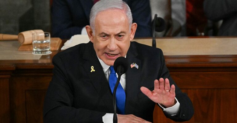 Netanyahu Almost Drowned Out by Standing Ovations From Congress