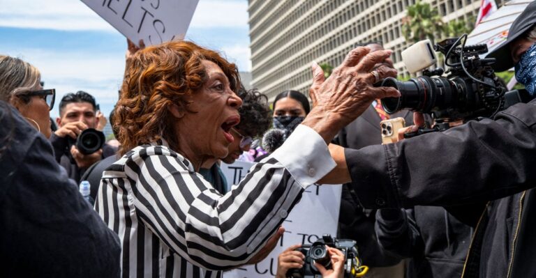 Take It From a Former Hollywood Liberal: Giving Up the Democratic Party Won’t Hurt as Much as You Think
