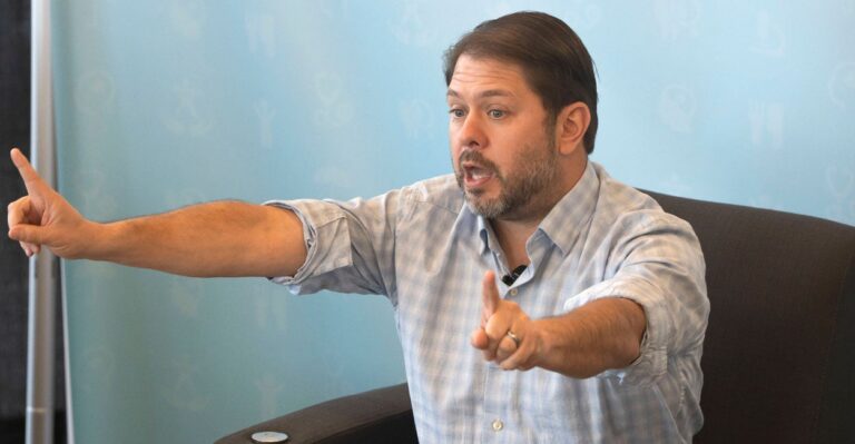 Arizona Democrat Goes on Listening Tour