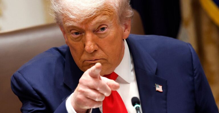 Trump’s Economic Advantage Is Disappearing Fast