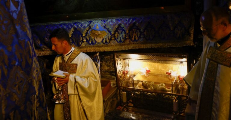 The Humble Arrival: Reflecting on the Incarnation’s Gentle Grace