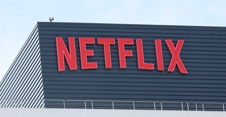 Netflix-Warner Bros. Deal Falters Under Growing Political and Legal Fire