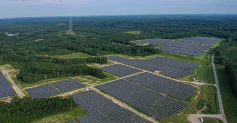 Virginia Democrats Shelve Solar Fee That Would Have Raised Electric Bills