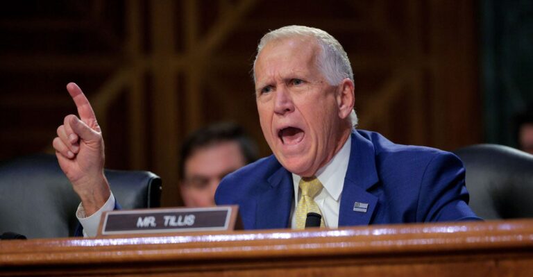 GOP Senator Slams Noem for ‘Failure of Leadership’