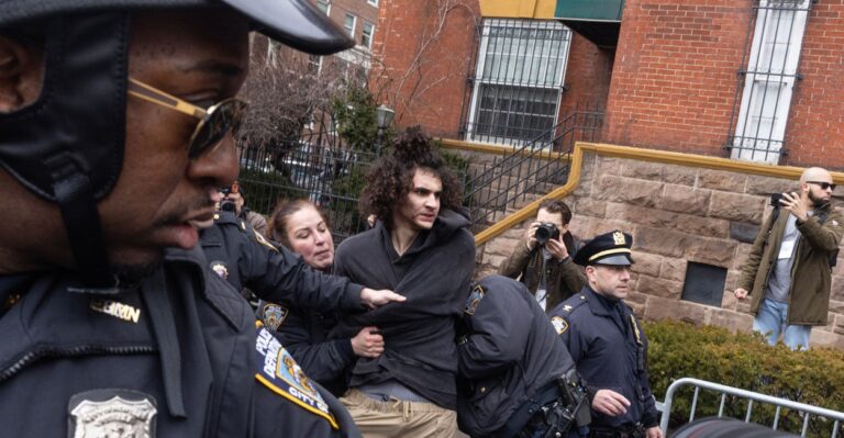 Victor Davis Hanson: The Ungrateful Immigrant