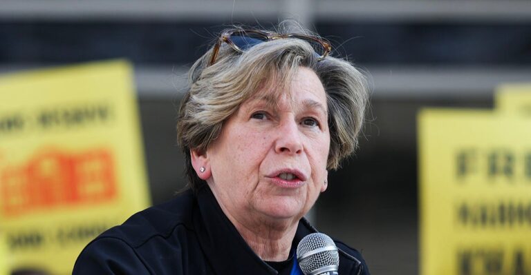 Is the End of the American Federation of Teachers in Sight? 