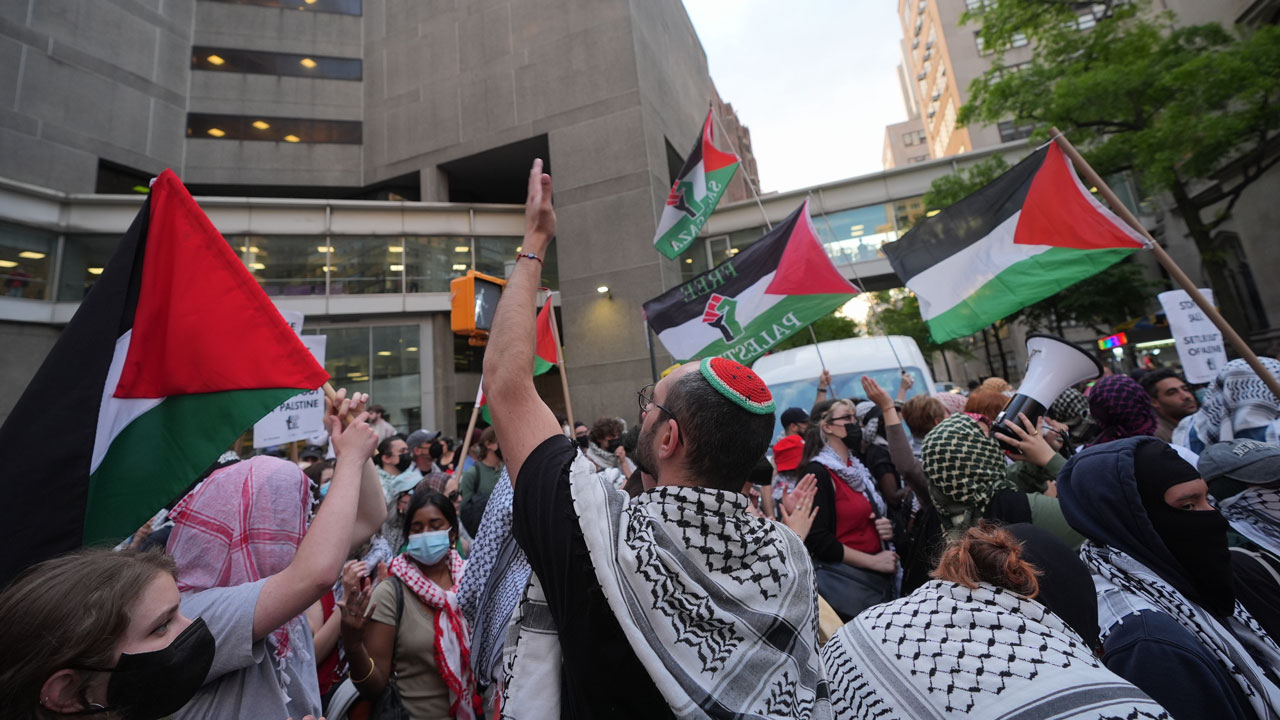 Victor Davis Hanson: ‘It’s All According to Plan’ as Protesters Target Jewish Area in Mamdani’s NYC