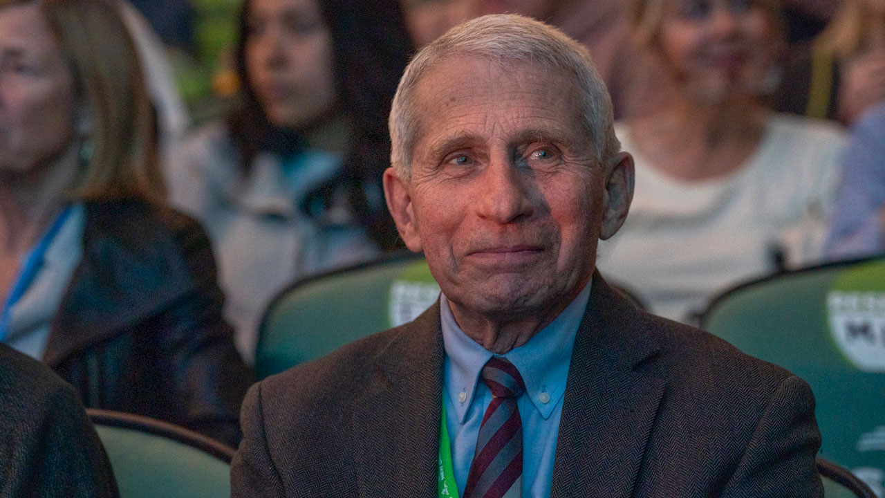 ‘How Many Times Were We Lied To?’ Fauci & Top Officials Under Fire Over COVID Claims