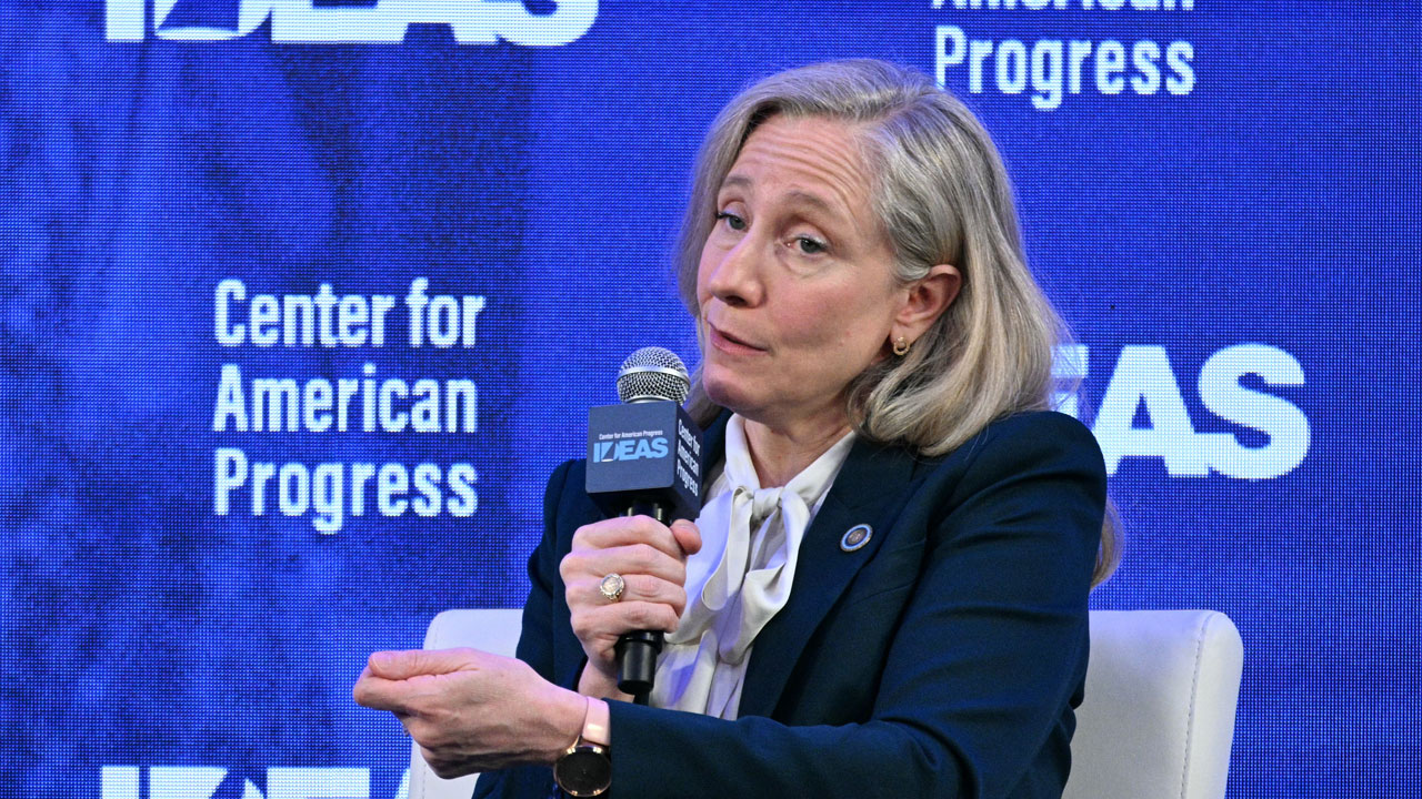 Virginia Gov. Sends Legalized Weed Dreams Up in Smoke