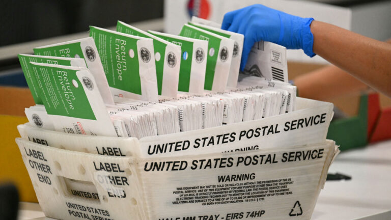Clinton-Appointed Judge Blocks US Postal Service’s Proposed Restrictions on Mail-in Voting