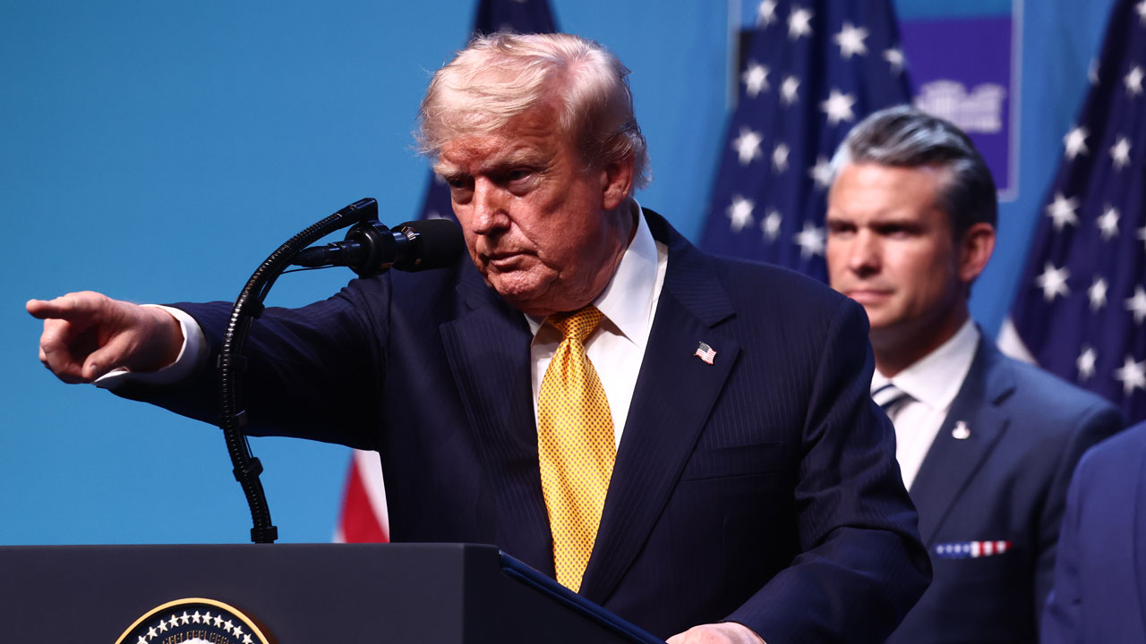 Victor Davis Hanson: The US Needs to Hit Iran Harder to End the War