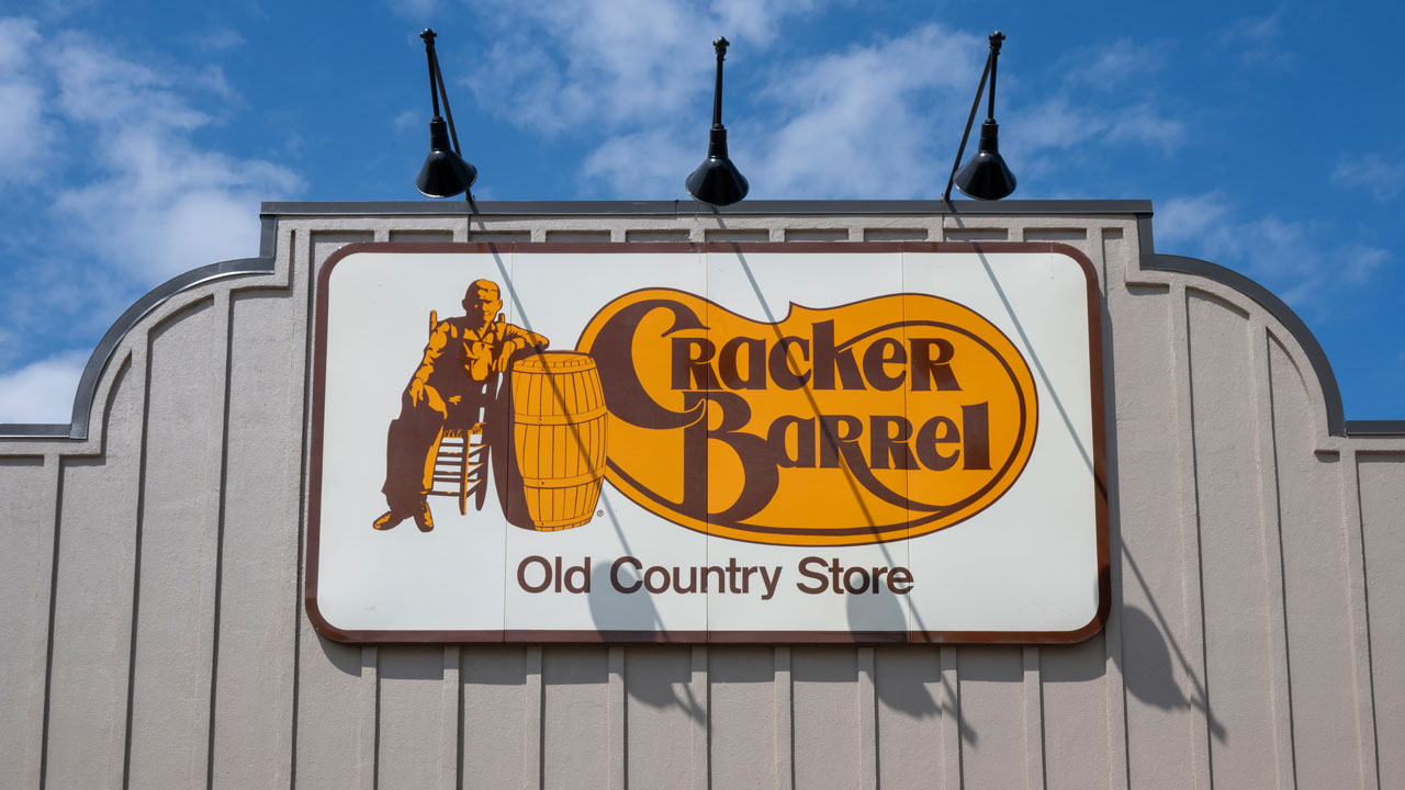 Cracker Barrel Helps Itself to Humble Pie After Catastrophic CEO