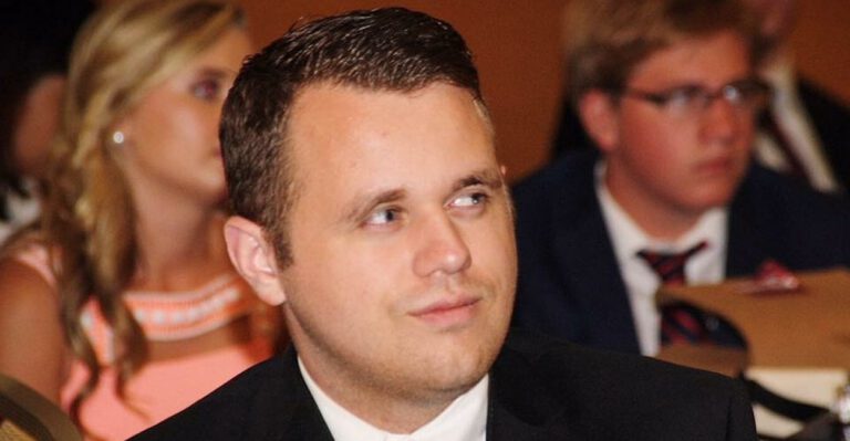 How This College Conservative Counters Liberal Intolerance on Massachusetts Campuses