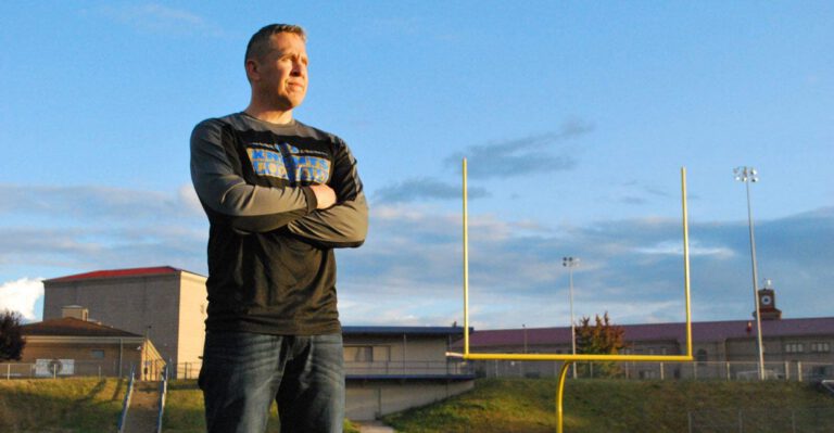 21 States Move to Support This Praying Coach for Round 2