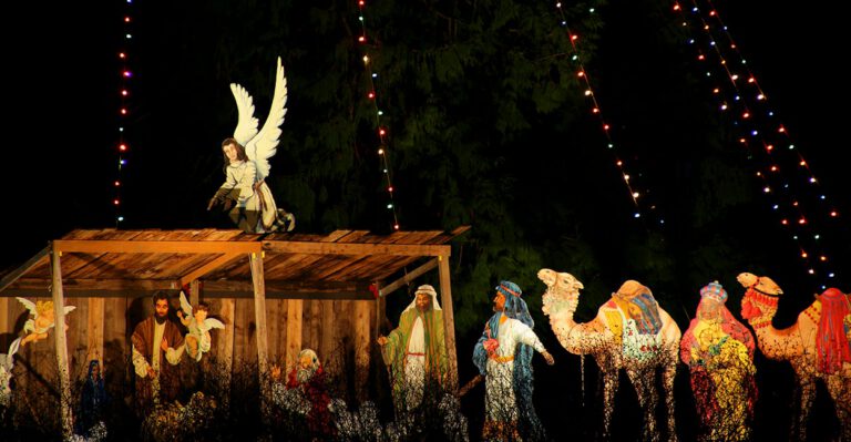This Town Is Fighting to Keep Its Nativity Scene Up