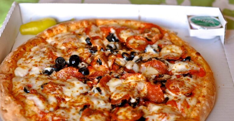 Union, Prosecutor Team to Push Papa John’s to Pay More