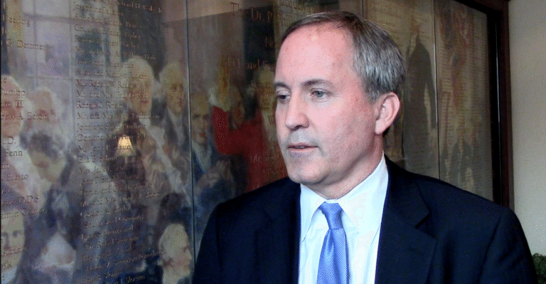 Texas Attorney General ‘Very Confident’ Courts Will Side With States in Fight Over Obama Immigration Policy