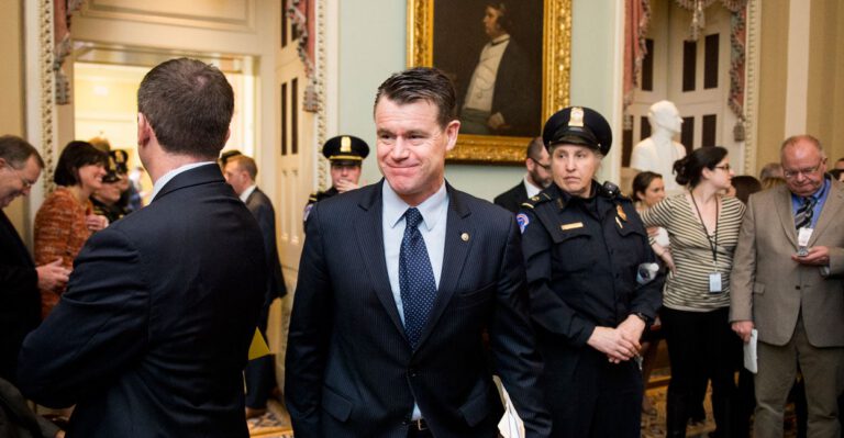 This Republican Senator Pushes Congress for ISIS War Authorization