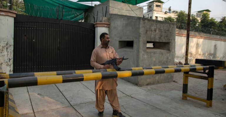 Religious Freedom in Pakistan Takes 1 Step Forward, 2 Steps Back