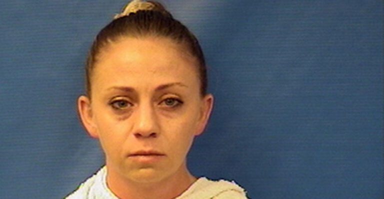 The Dallas Cop Shooting Was Horrific. It Also Has Nothing to Do With the Second Amendment.