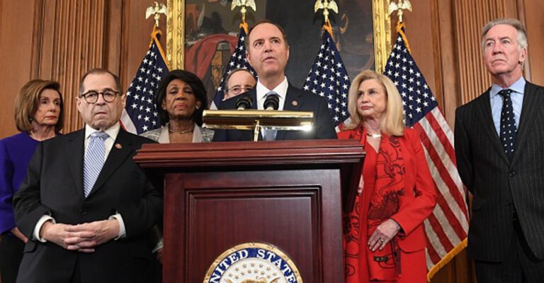 House Democrats Propose to Impeach Trump for Abuse of Power, Obstructing Congress