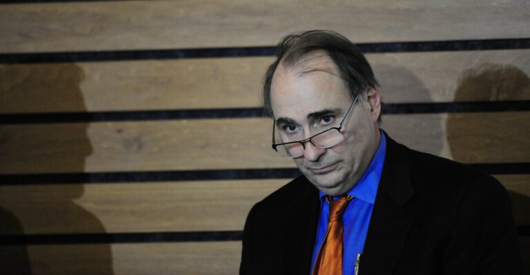 David Axelrod Evaluates Obama’s Handling of Racial Issues, Inner City Problems