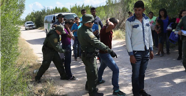 On Hill, Homeland Security Officials Describe Emergency at the Border