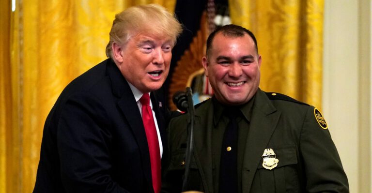 Trump: ‘Open-Border Extremists’ Oppose ICE, Border Patrol