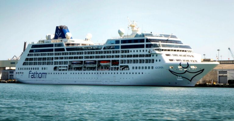 Carnival Launches the ‘Hate Boat’ to Cuba