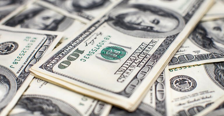 Giving a Raise to All Federal Employees Makes No Sense