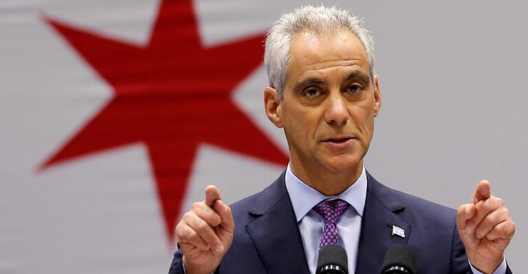 Chicago Democrat Pleads for Trump’s Help Despite Mayor After Weekend Bloodbath