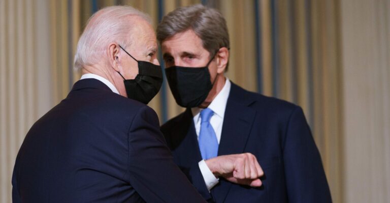 Biden Vows to Cancel Oil and Gas Leases, but ‘Not Going to Ban Fracking’