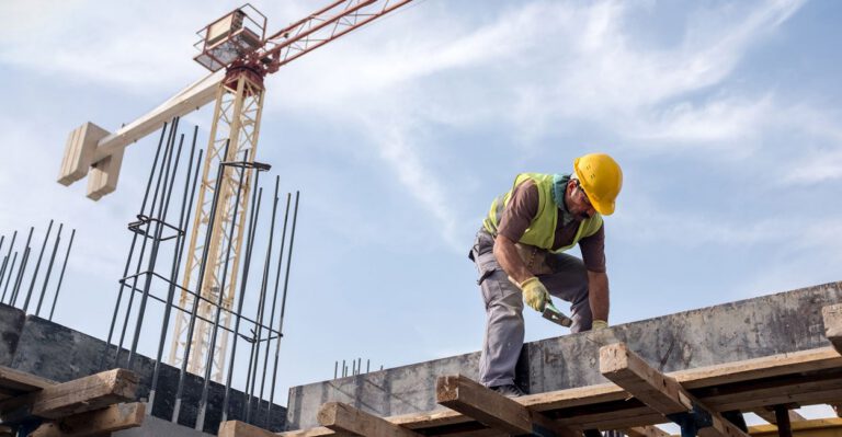 September Posts New Gains for Job Growth and Business Confidence