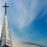 Judge Blocks Kansas From Limiting Attendance at Religious Services