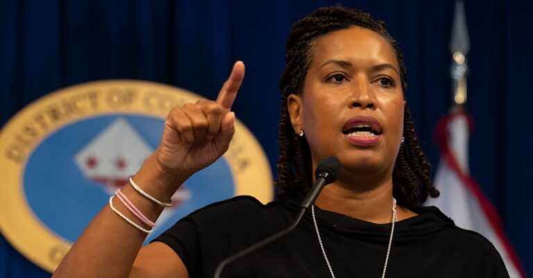 DC Mayor Sought Control of National Guard Months Before Migrant Crisis