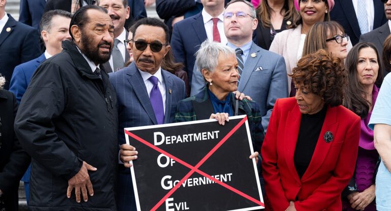 Here’s Why Democrats’ Feeble Attempts to Moderate Are Doomed to Fail