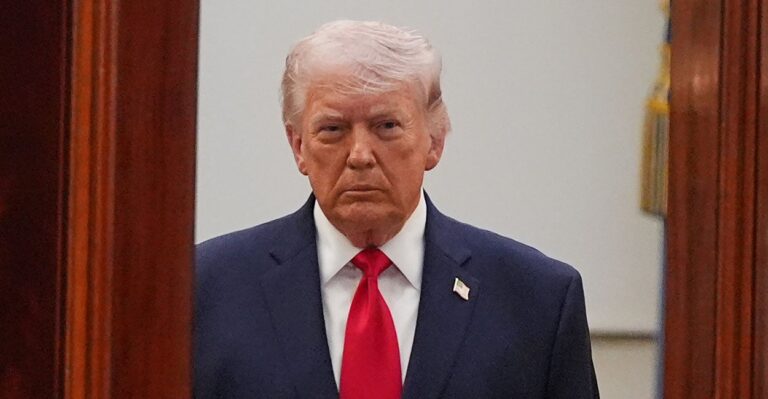 Trump Announces Major Step on Iran, Strait of Hormuz Crisises