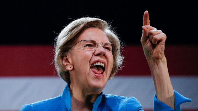 Ranking member Sen. Elizabeth Warren. (Tom Williams/CQ-Roll Call, Inc/Getty Images)
