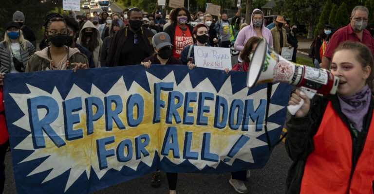 Planned Parenthood Leader Among Donors to Prosecutor Who Won’t Charge Protesters at Justices’ Homes