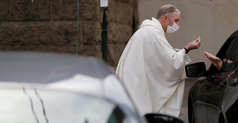 Faith-Based Groups Better at Solving Social Challenges Than Government, CEO Says